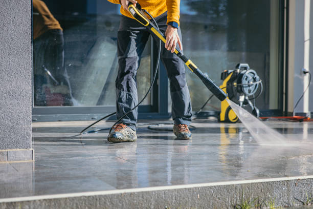 Best Gutter Cleaning  in Mayfair, CA